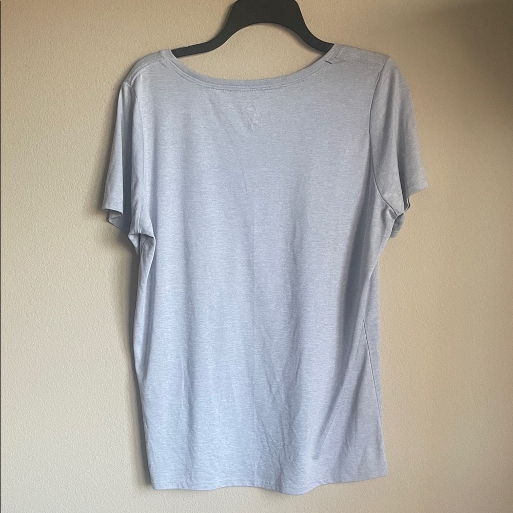 Nike Women's Light Gray Short Sleeve Tee dri fit xl - Picture 3 of 3